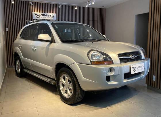 HYUNDAI TUCSON 2.0 MPFI GL 16V 142CV 2WD GASOLINA 4P MANUAL